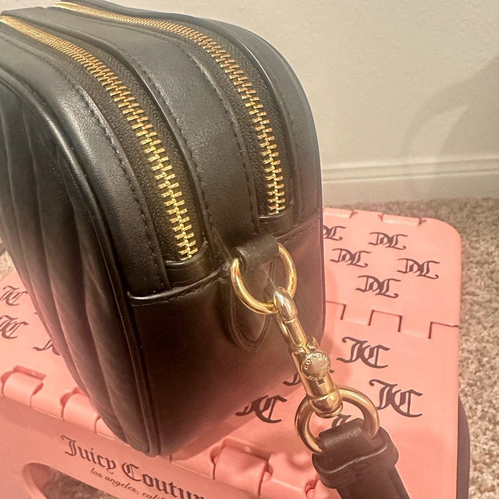 Coach Black Quilted Crossbody Bag - Picture 4 of 5